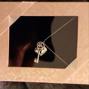 Beautiful heart lock & key necklace
